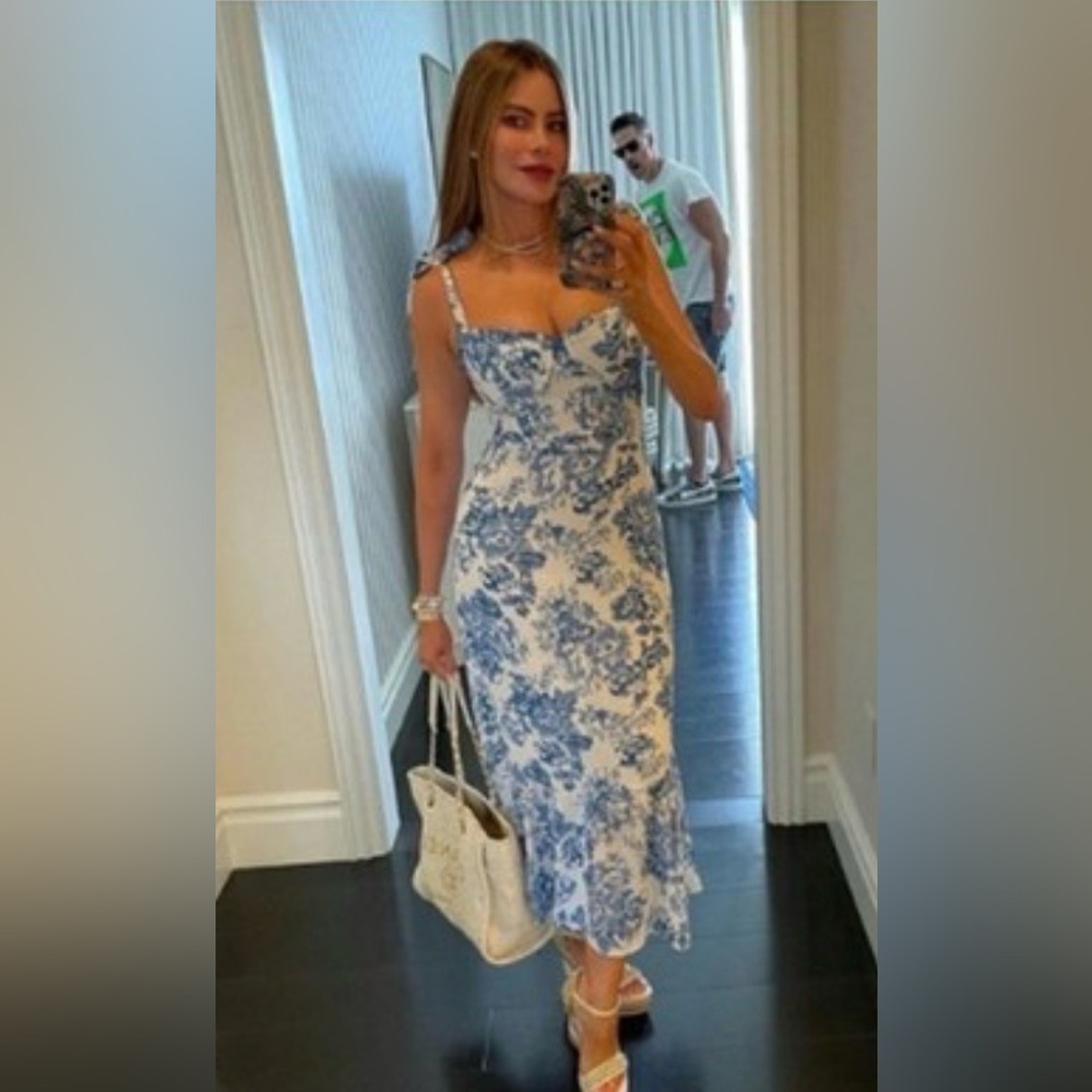 Reformation Nikita Blue and White Floral Midi Dress NWT size 8 - Picture 7 of 16